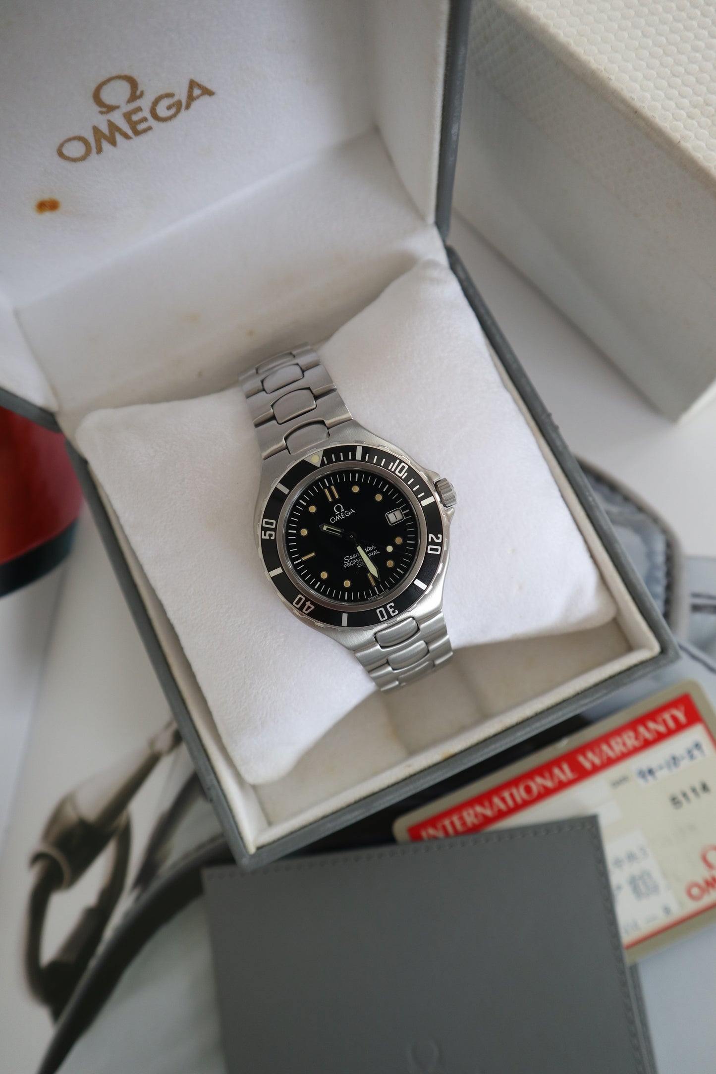 Omega Seamaster Professional 200M “Pre-Bond” Quartz 396.1062 (1993–1994)