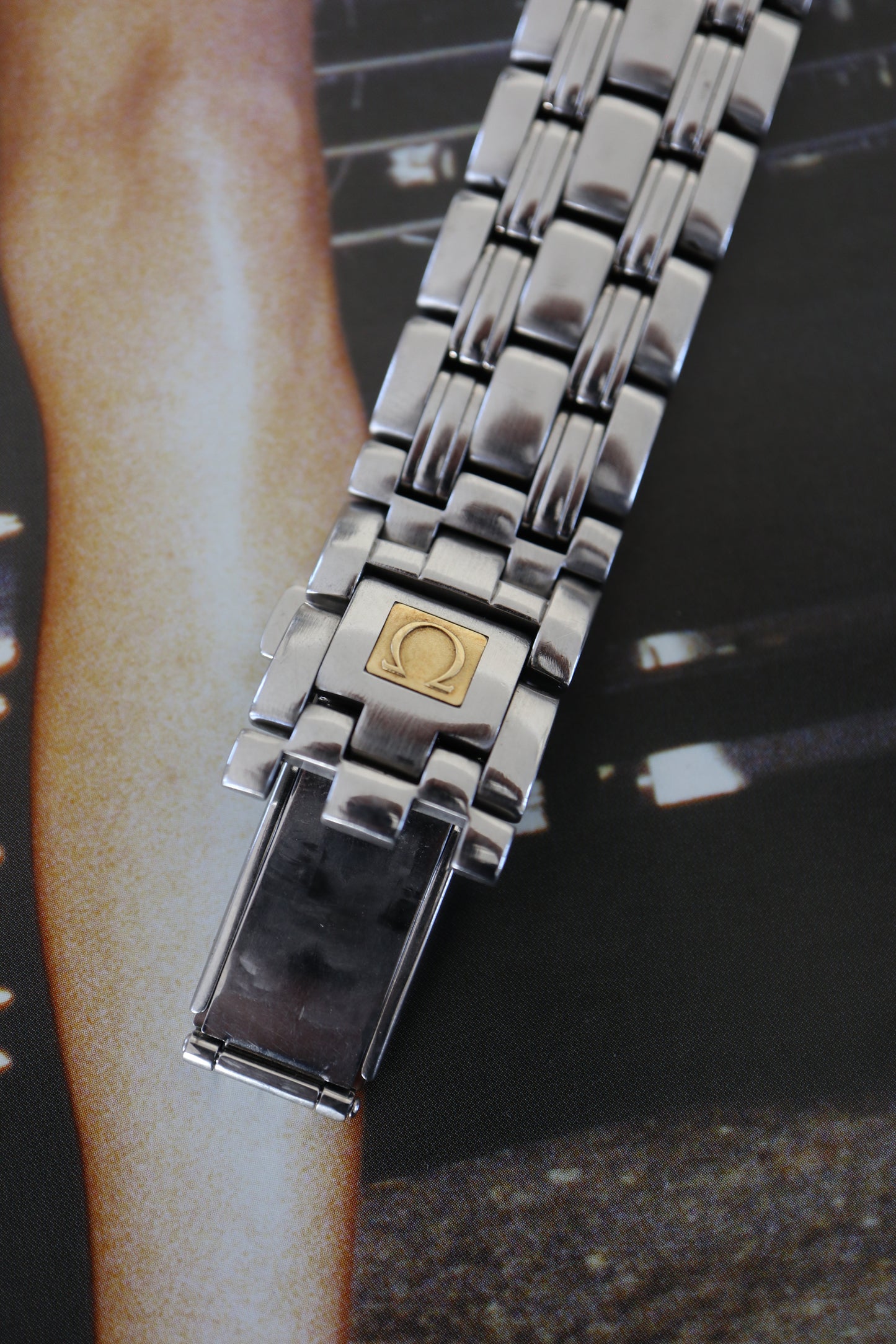 Omega Seamaster 120M “Silver Wave Dial” Quartz 2511.31 (1996)