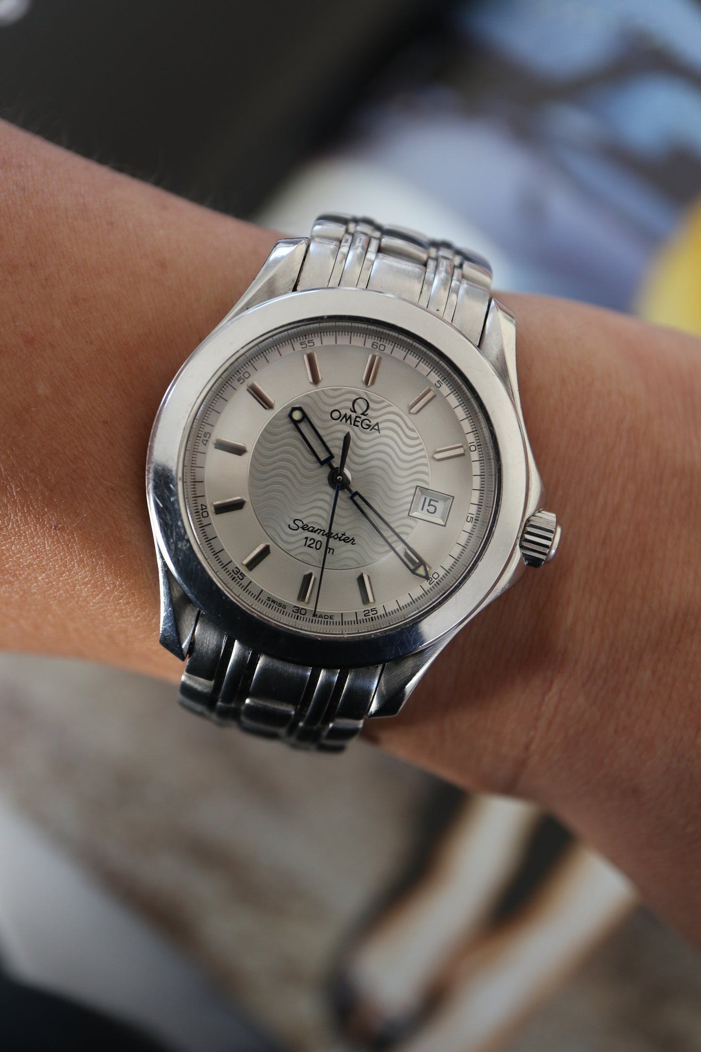 Omega Seamaster 120M “Silver Wave Dial” Quartz 2511.31 (1996)