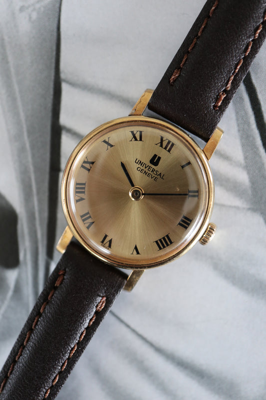 Universal Geneve Ultra-Thin Ladies Manual Wind Cal. 1-42 542605 (1972–1974)