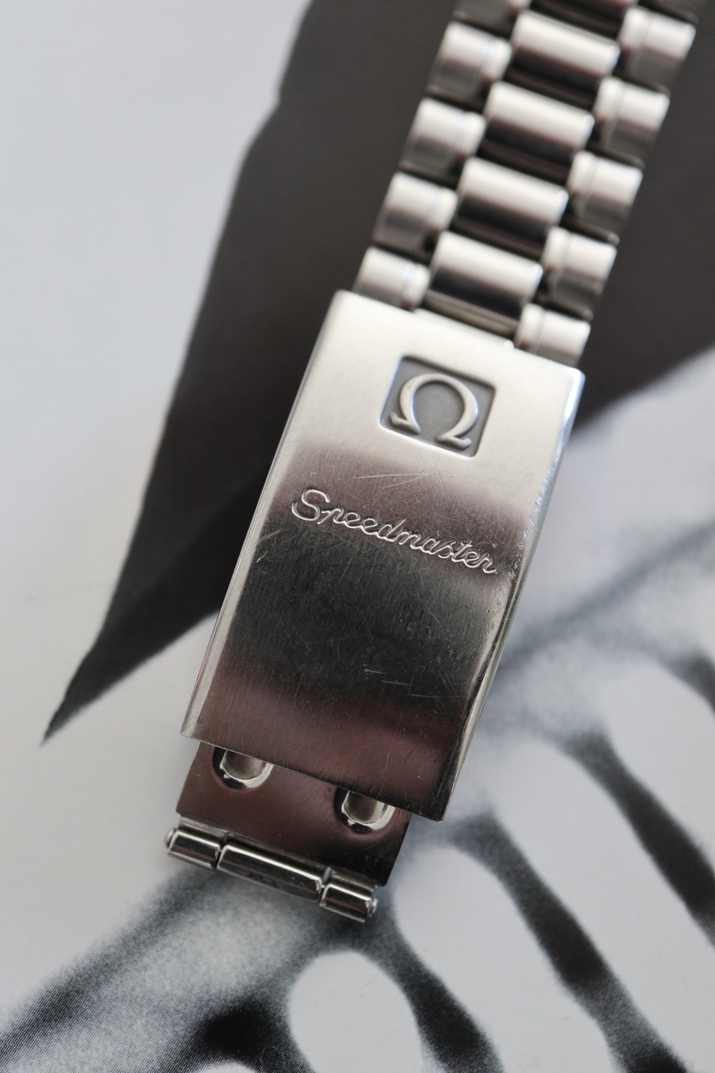 Omega Speedmaster Triple Date Automatic Cal. 5200 3521.80 (1999)